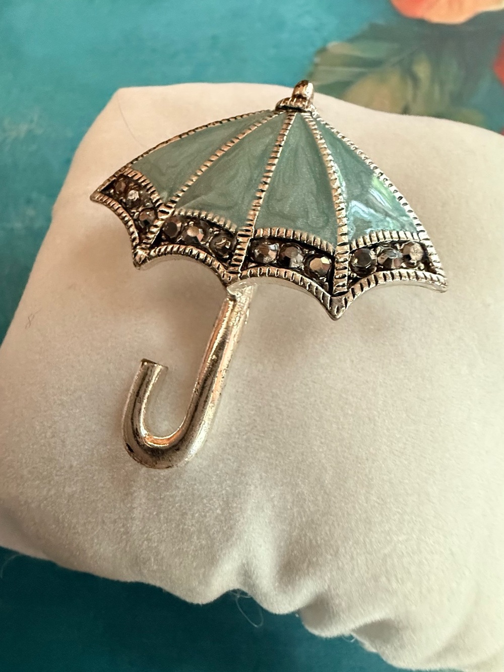 Vintage-Inspired Mint Green Umbrella Brooch